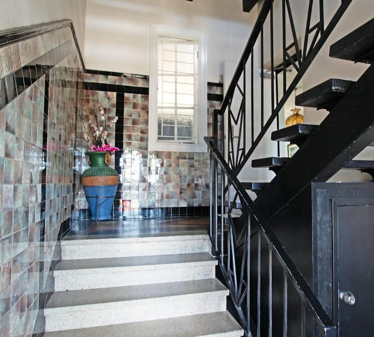Апартаменты The Carrington Manor Брисбен